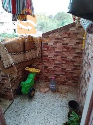 شقة للبيع وسط بلدية عين الطلبة