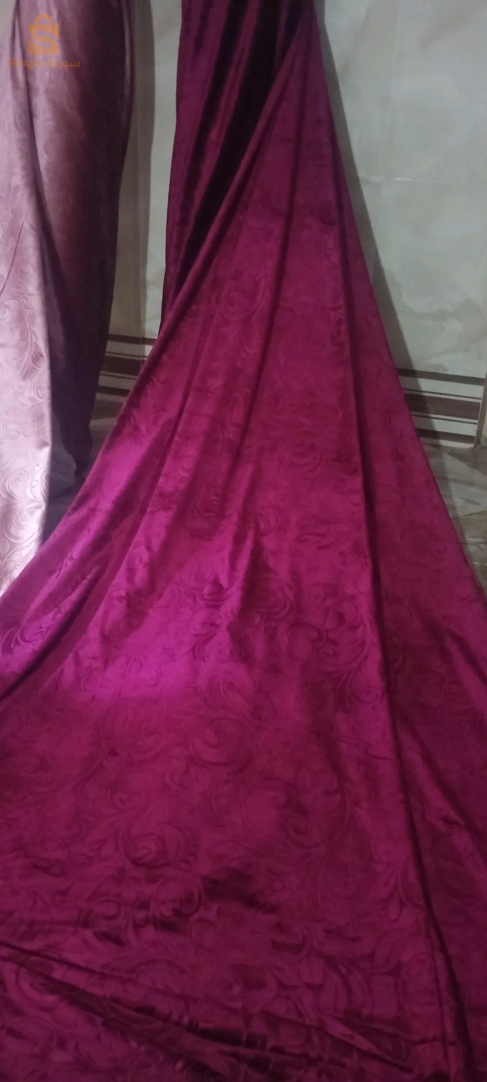 قطيفة محفرة