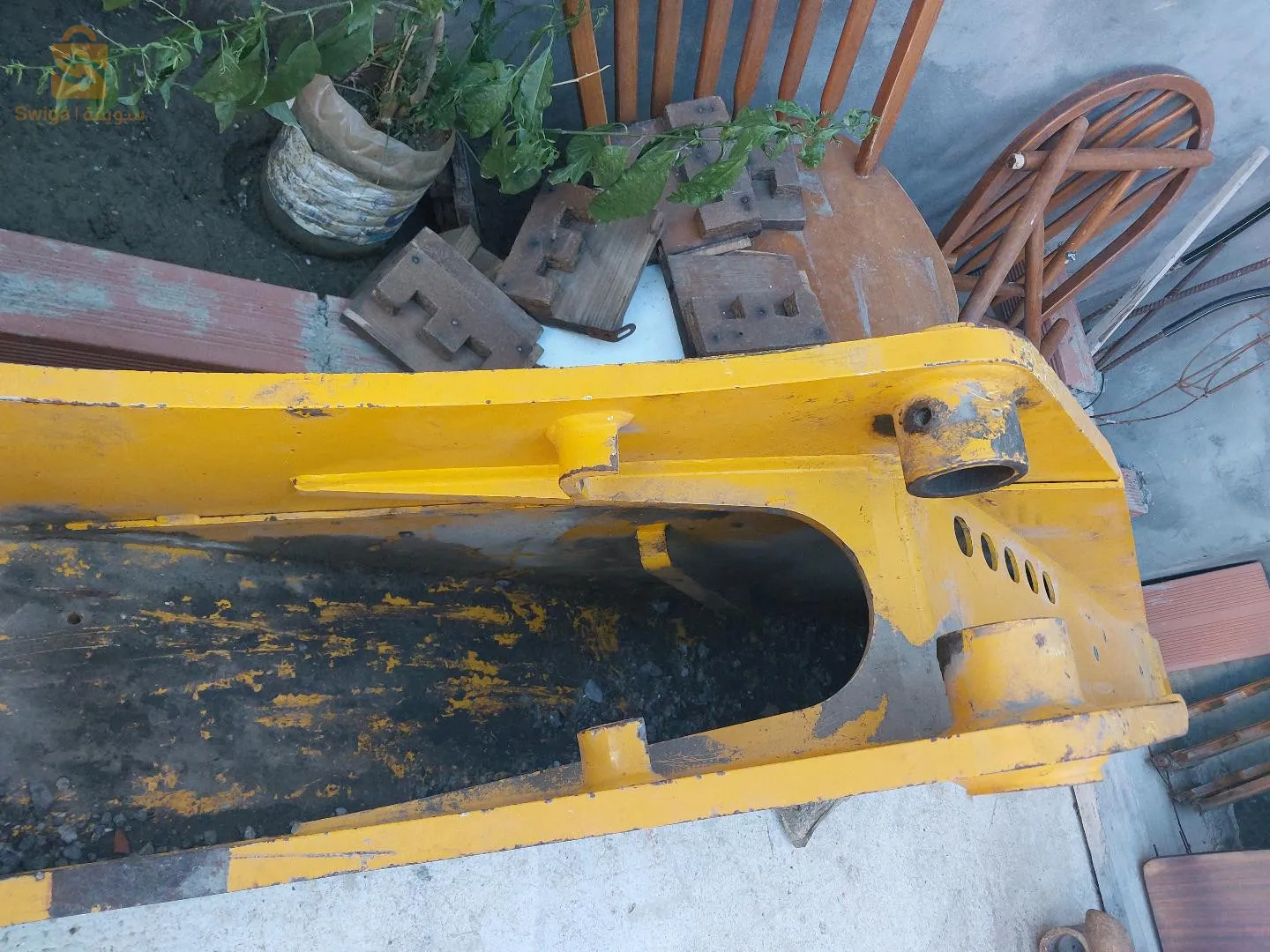 للاستفسار يرجى الاتصال بالرقم: 0772546825