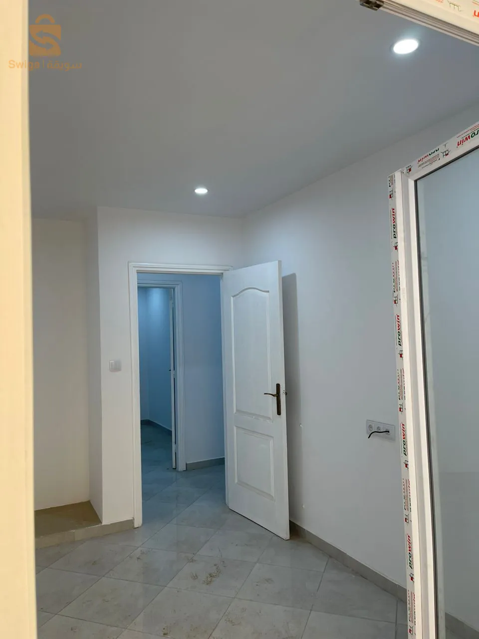 شقة للبيع في برج الكيفان فيني مع عقد فردي و دفتر عقاري