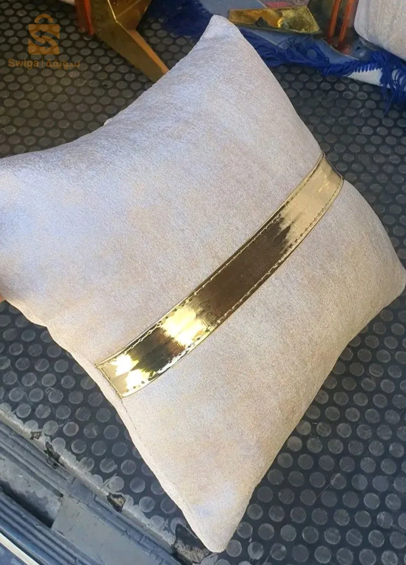 صالون برادا(prada)2024