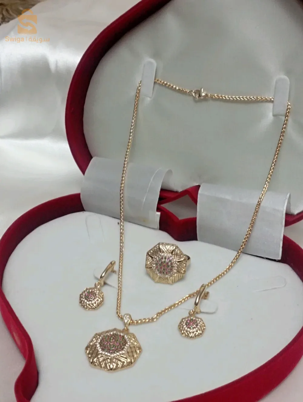 les parures acier inoxydable