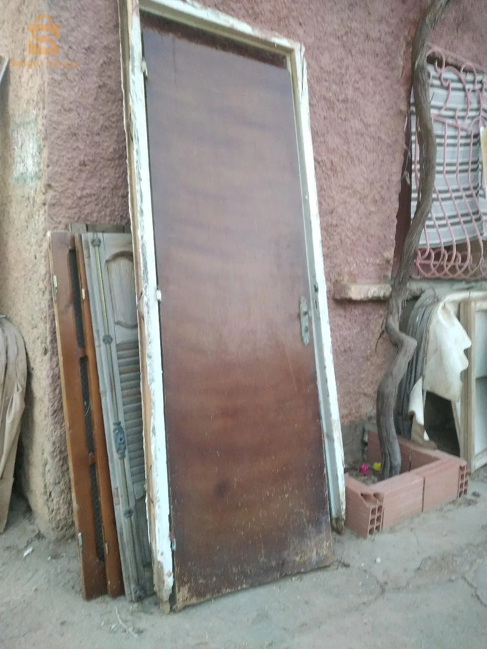معسكر سلاطنة
