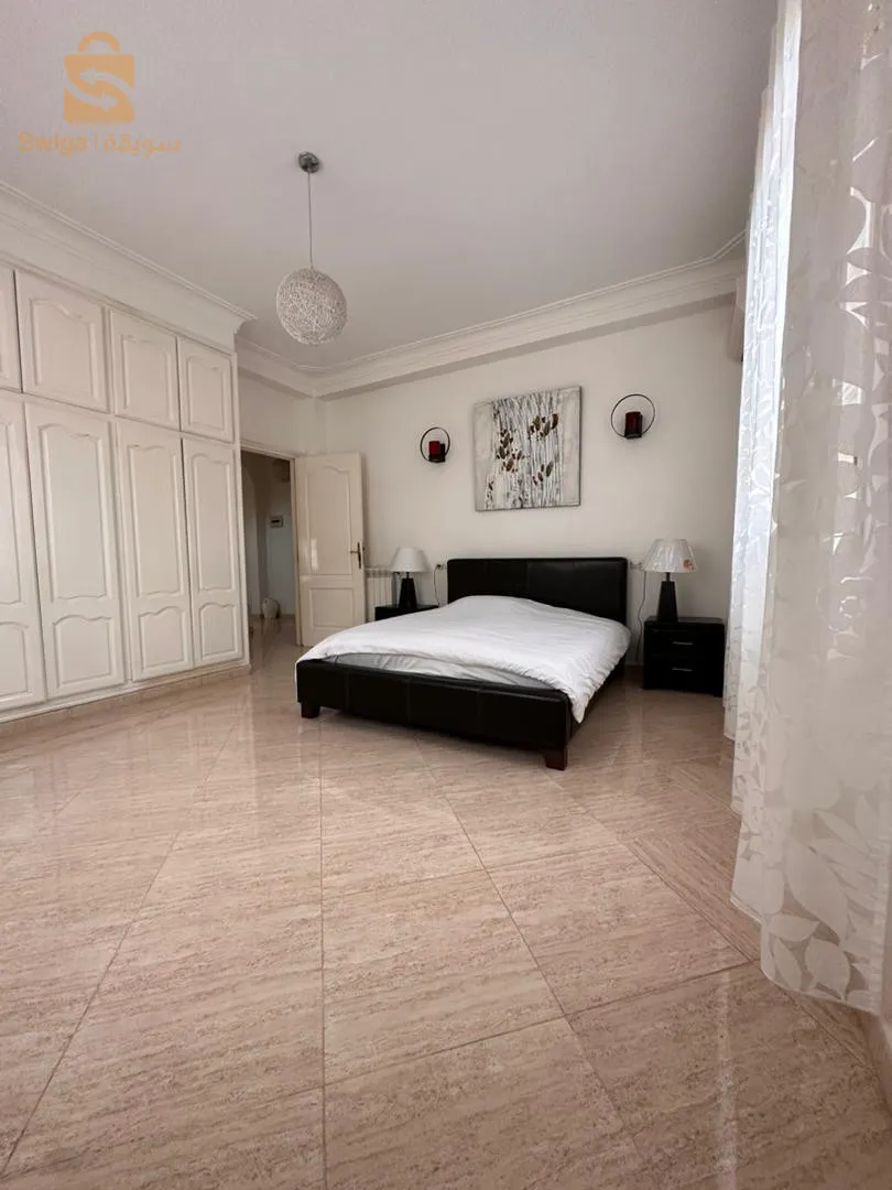 بيع فيلا مؤثثة في عين الترك وهران