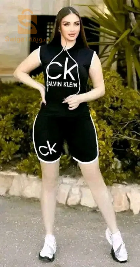 ملابس نسائية بالجملة