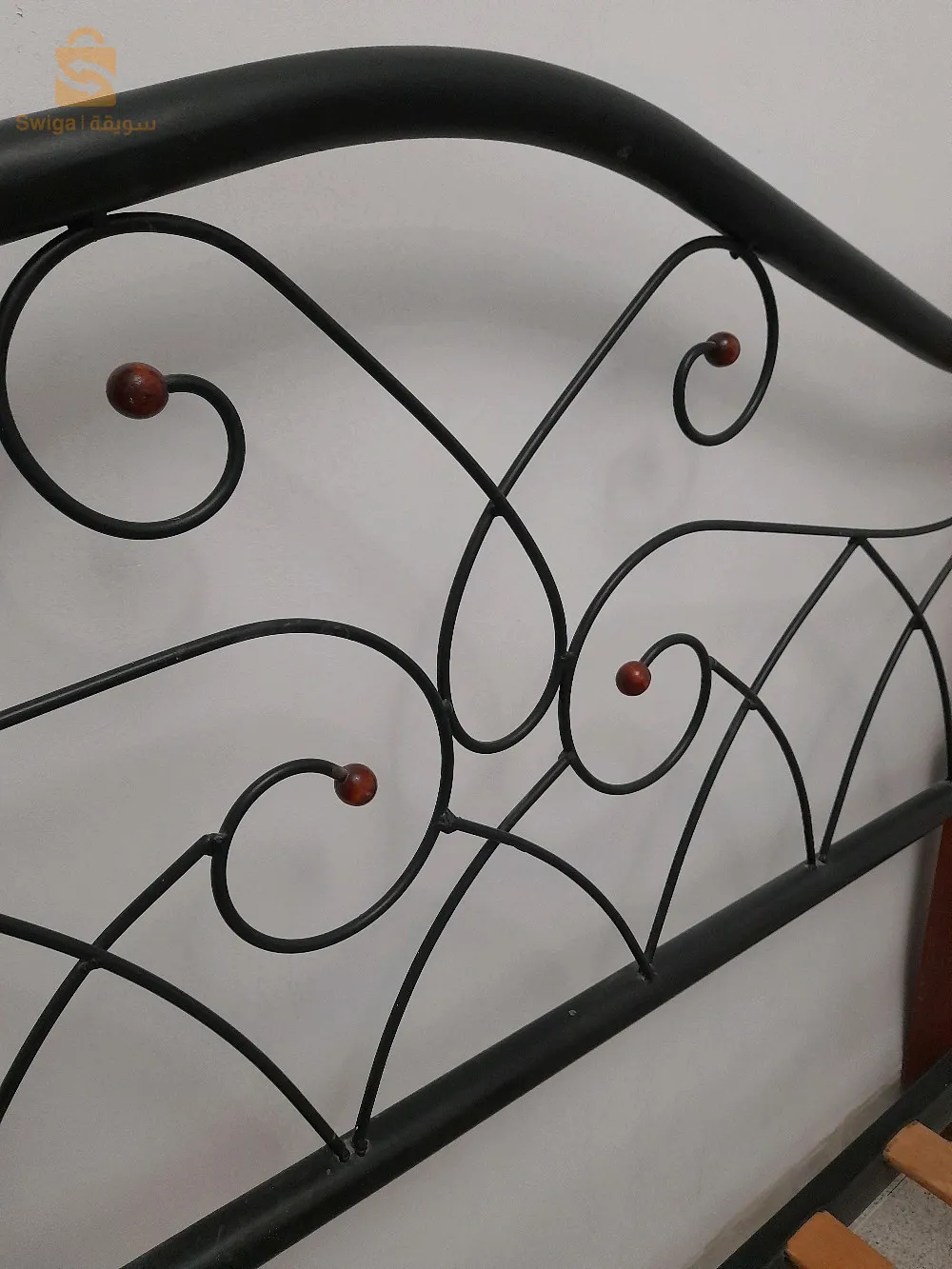 lit deux places 160 et tables de nuit