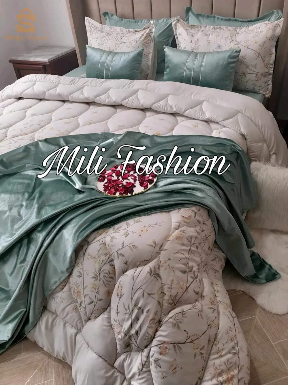 Parure de couette 8 pièces 👑💜👑💜👑💜👑

Contient :
👑💜Couette double face 💜👑
👑💜drap housse 💜👑
👑💜4 ťaies ďoreillers💜
👑💜2 jetés 💜👑