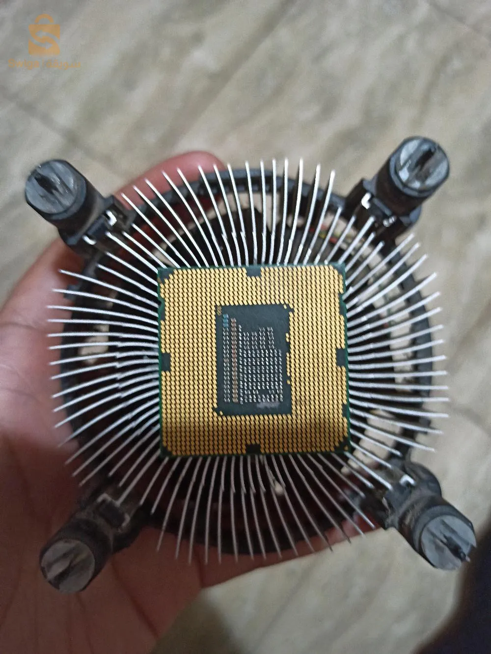 processeur i3 3220 (3 eme génération ) 
1 alimentation