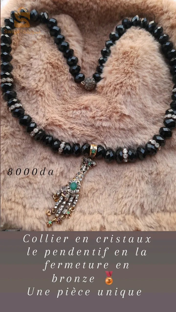 collier en cristaux Swarovski