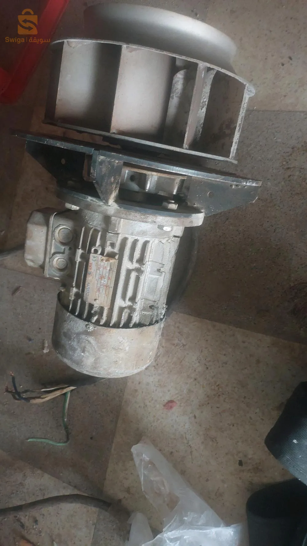 Oven maintenance and refrigeration rooms