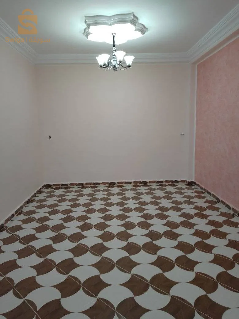 0669696855