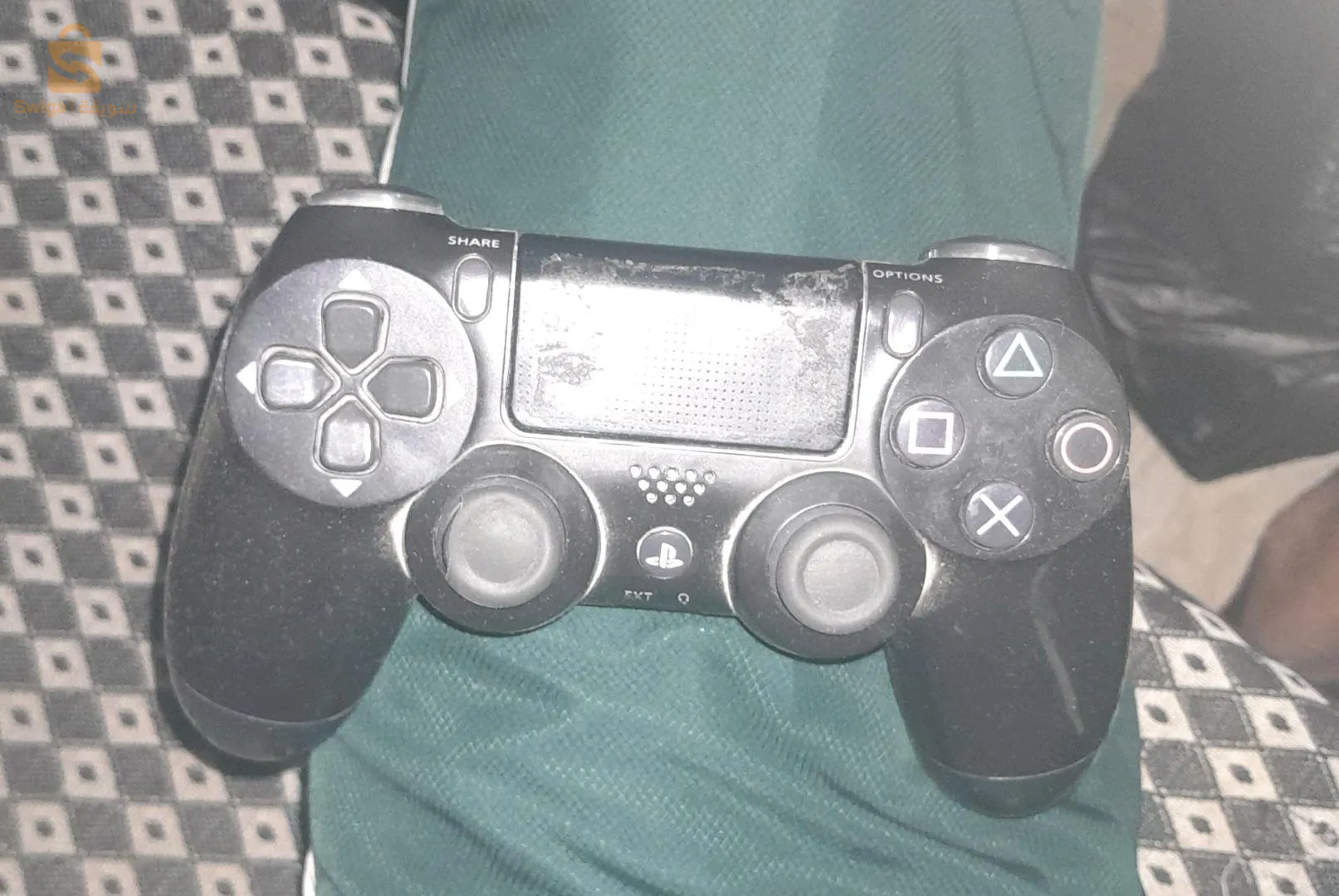 مانيطة بلاي4 اوريجينال v2