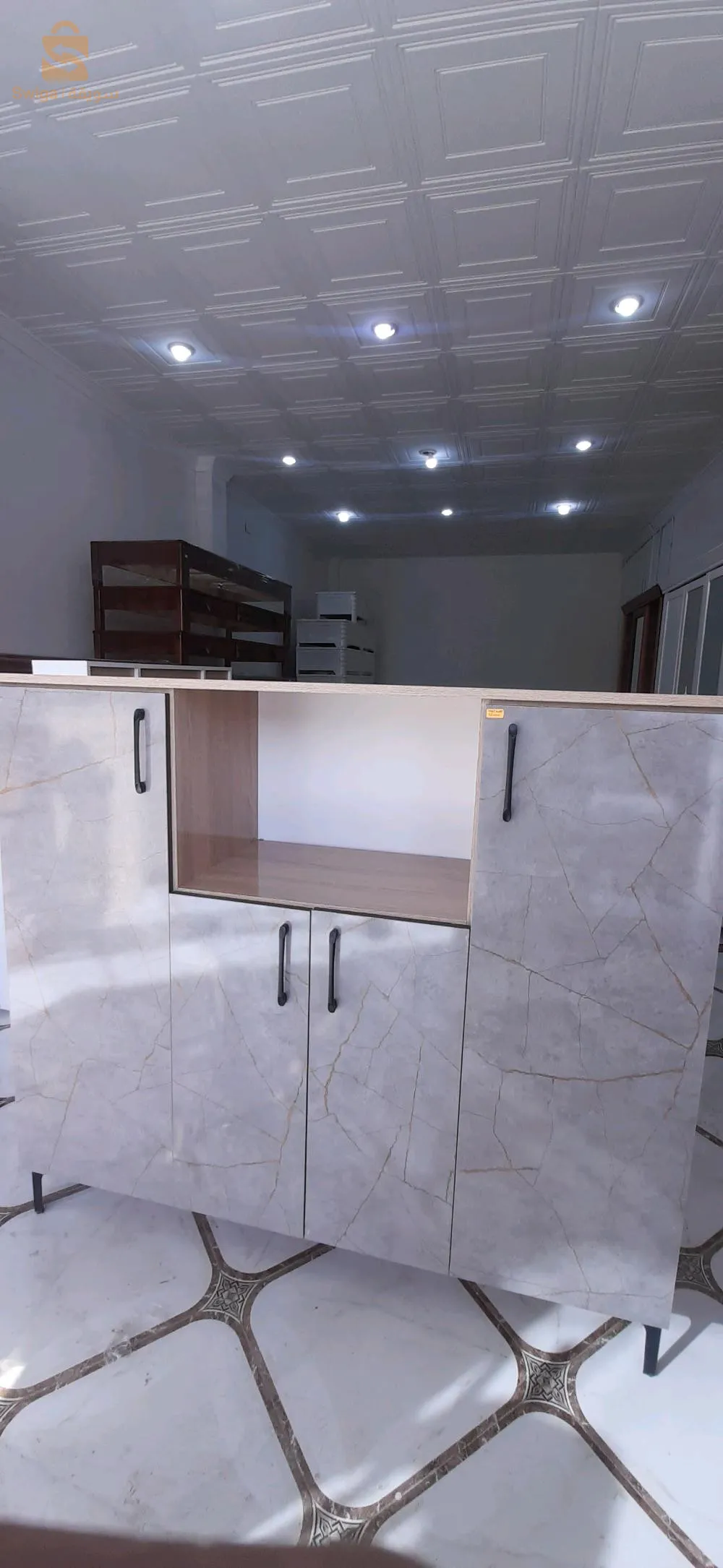 صناعة المطابخ والأثاث المنزلي تجهيز المحلات والشركات