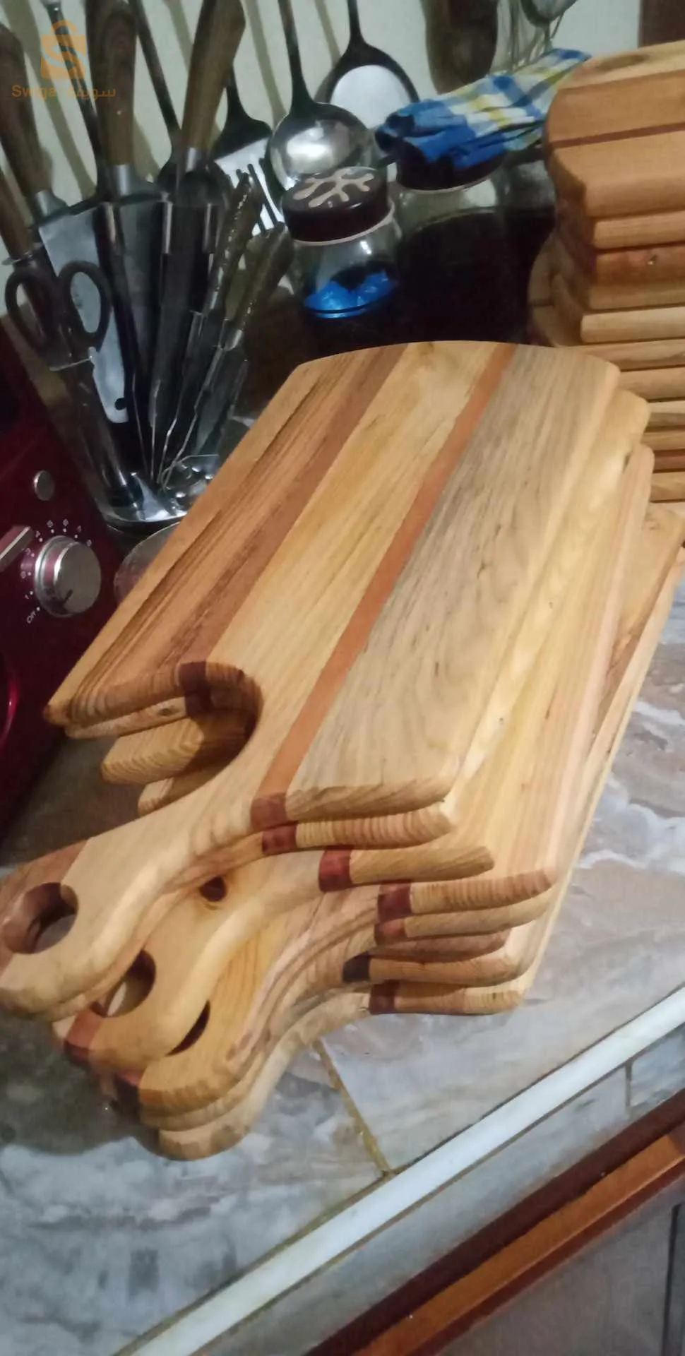 plateau de service, plancha à découper porte-pot de fleurs...