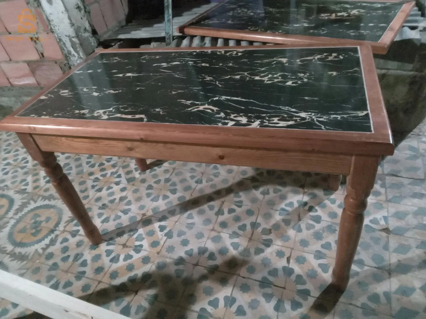 طابلة و كراسى