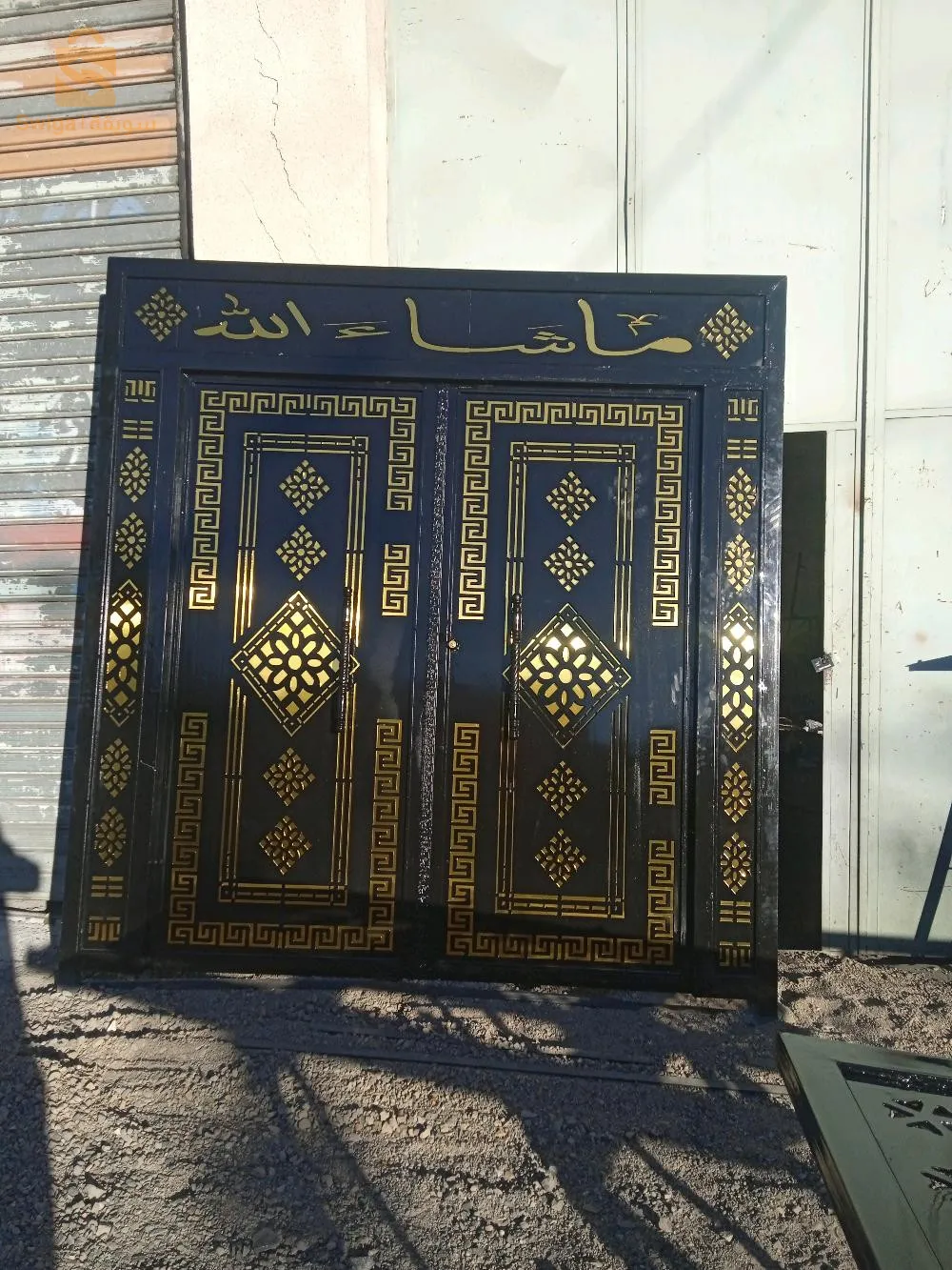 صناعة الابواب والنوافذ الحديدية و صناعة كل انواع المشواة و الطابونة