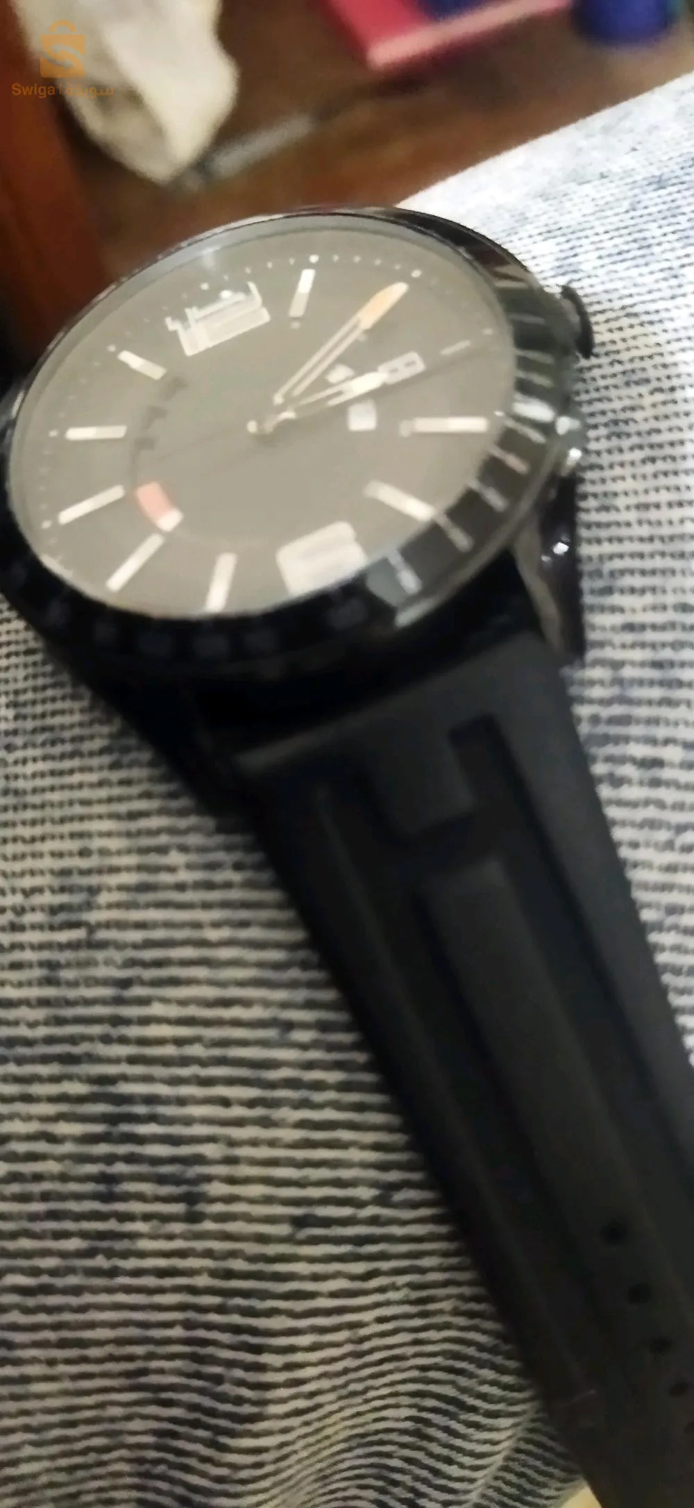 montre pour homme Tommy Hilfiger water resistant