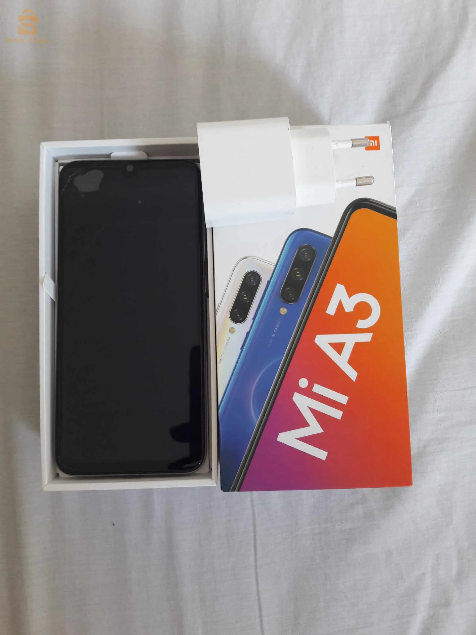 شاومي مي أ3. أوكازيون بالبواطة تاعو و شارجور أوريجينال
Xiaomi Mi A3