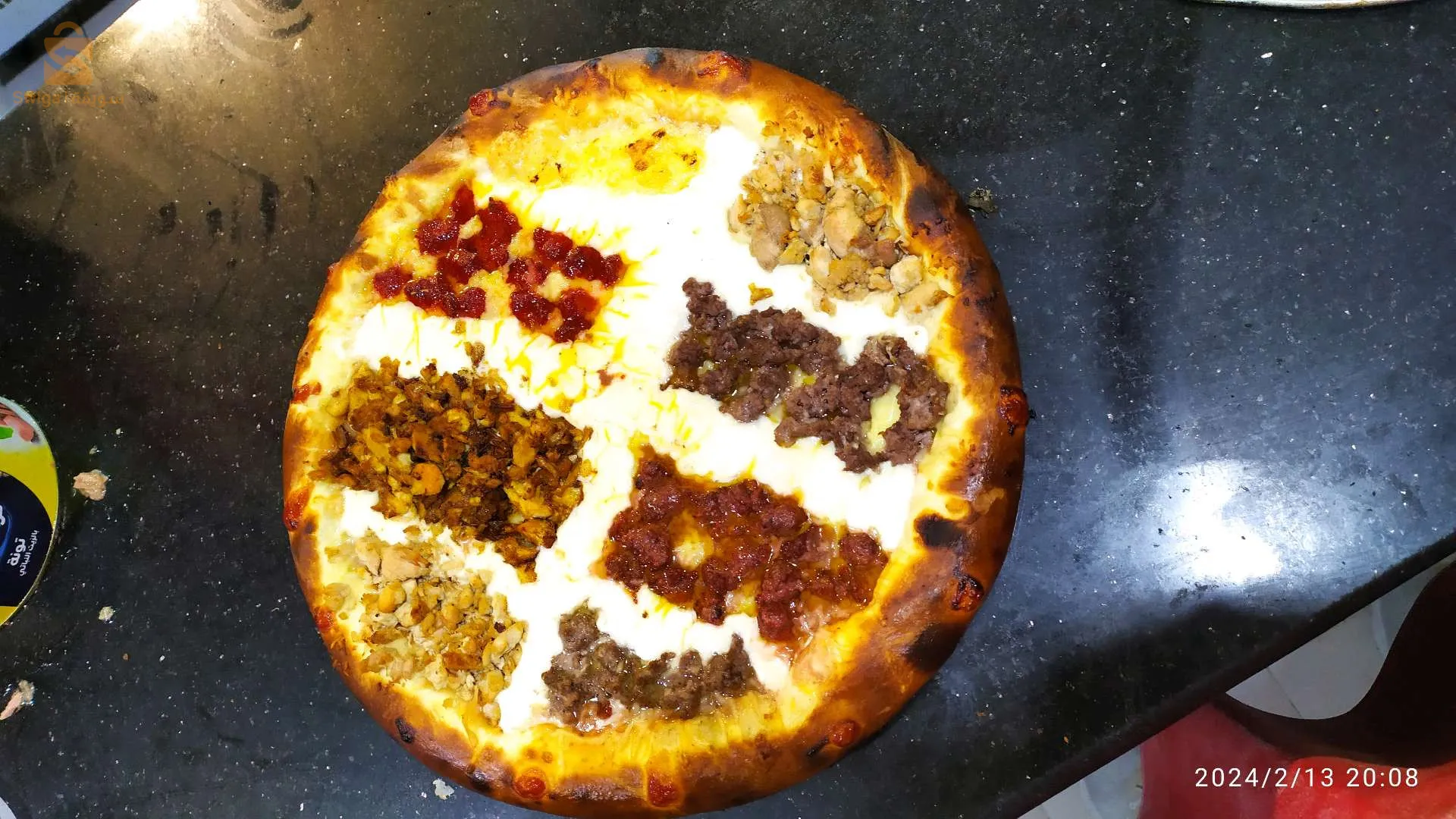 بيع البيتزا و السوفلي بطلبيات وكل واحدة سعرها الخاص بيها