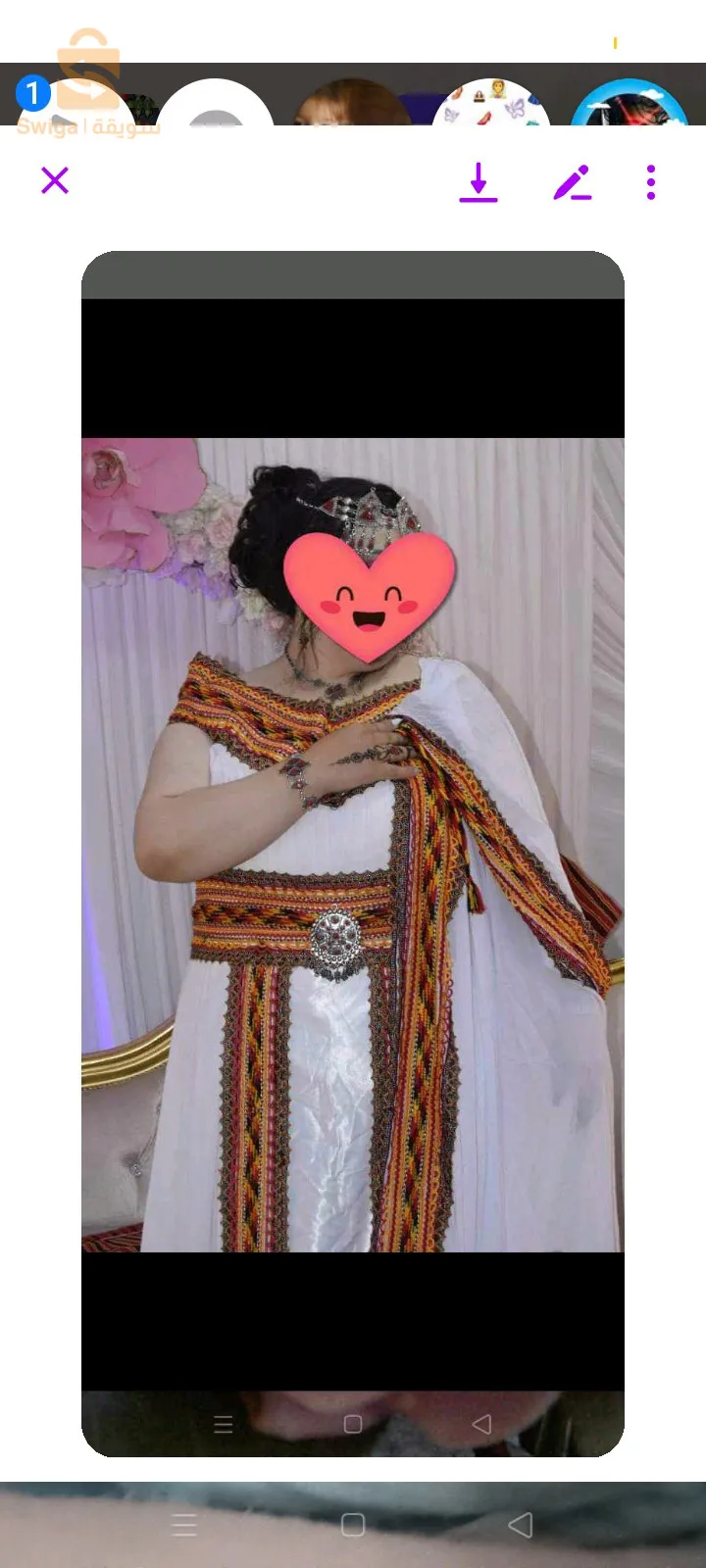 robe kabyle moderne col bateau avec barnous sabo pochette et ventail