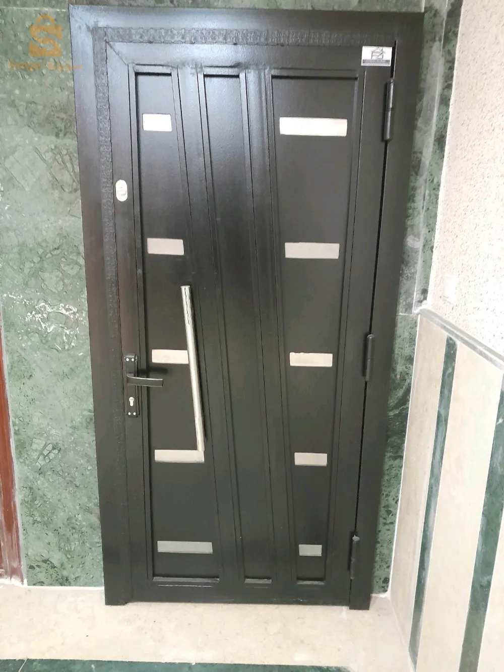 ابواب وباروداج النوافذ والشرفات