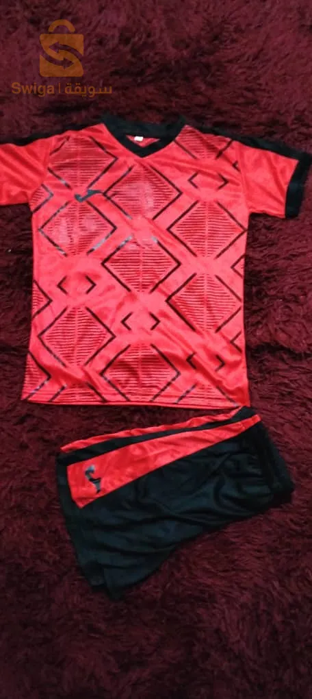 بذلاة رياضية لجميع الفئات العمرية