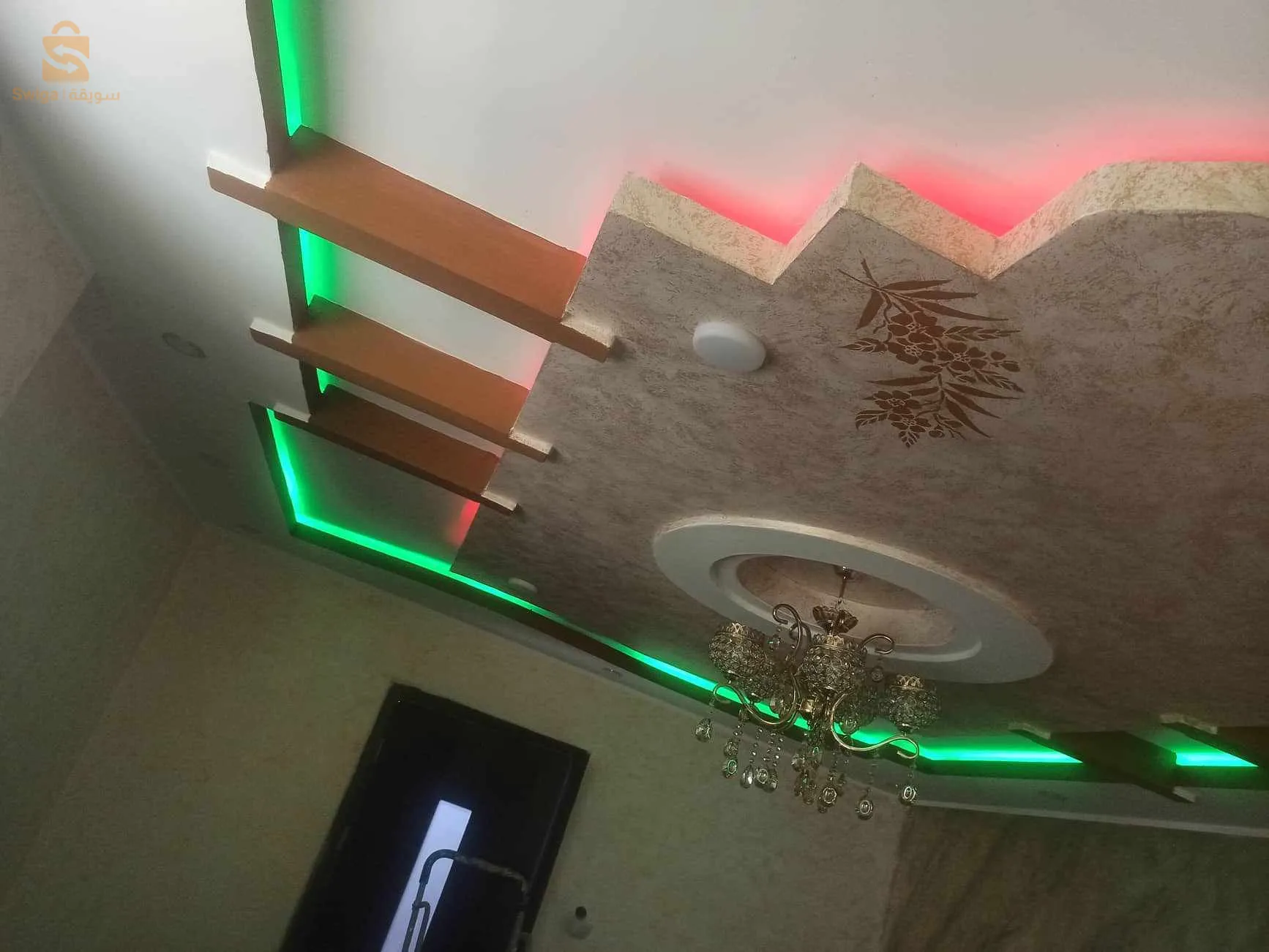 ديكورات عصرية بلاكو بلاطر و PVC و نجارة الالمنيوم
