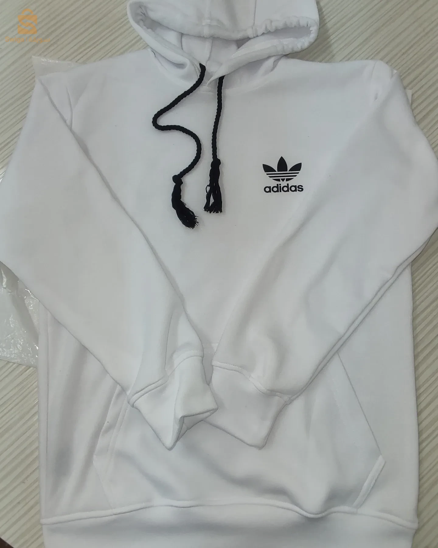 hoodie's et ensemble la Coste Nike Adidas Louis Vuitton Prada
تريكوات كاليتي واعرة تلبس وحدك