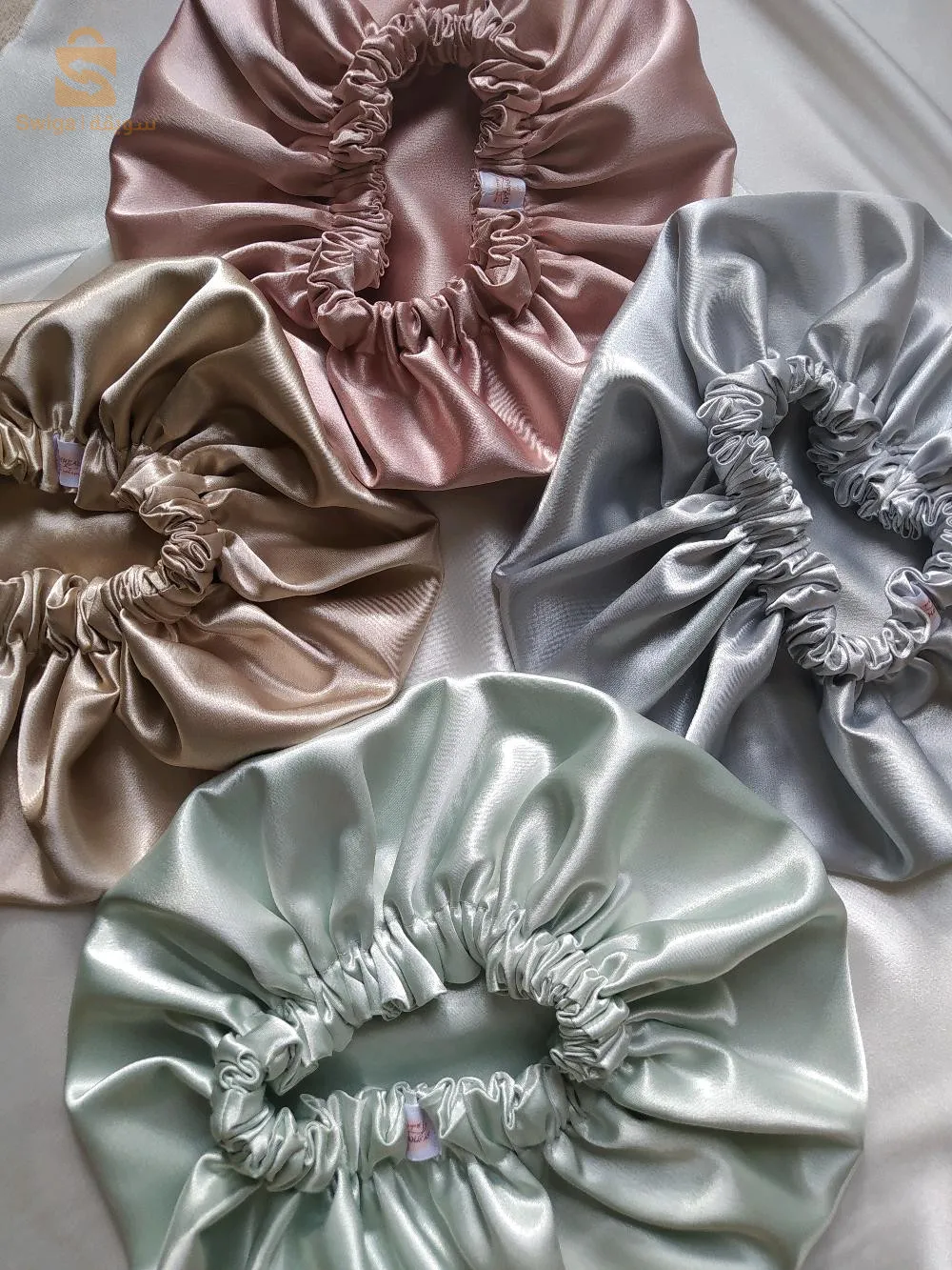 Ensemble de tissu satiné