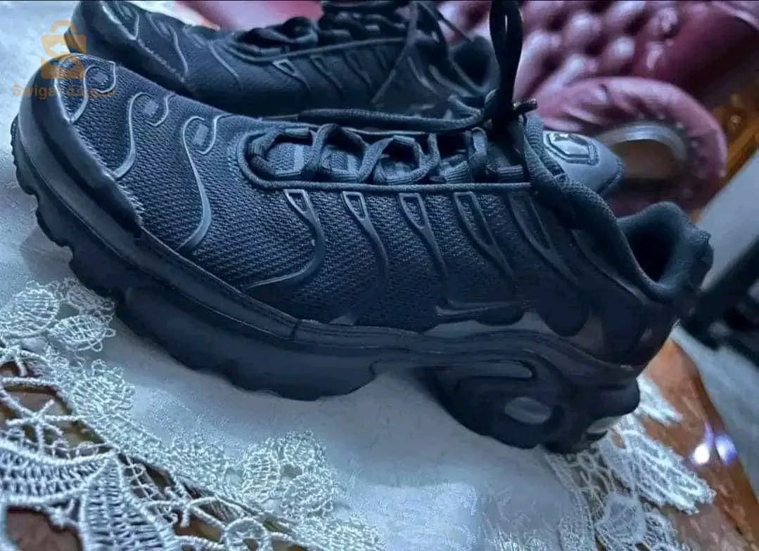 بلاك ارجنال بوانتير 38.5جديدة