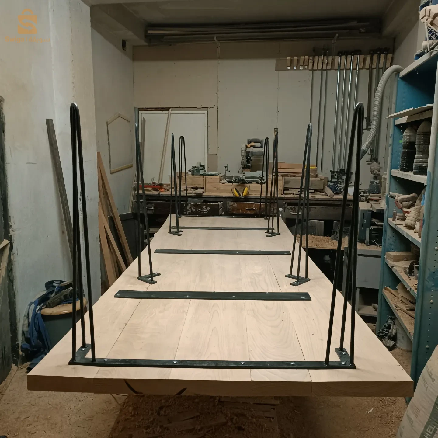 table ,table salle a manger,Pieds