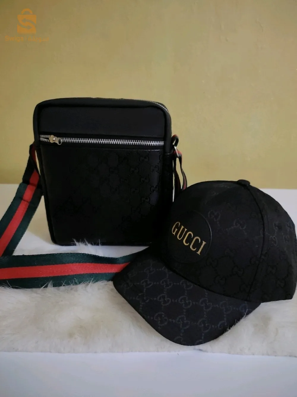💯🎁 Pack 
Sacoche + casquette