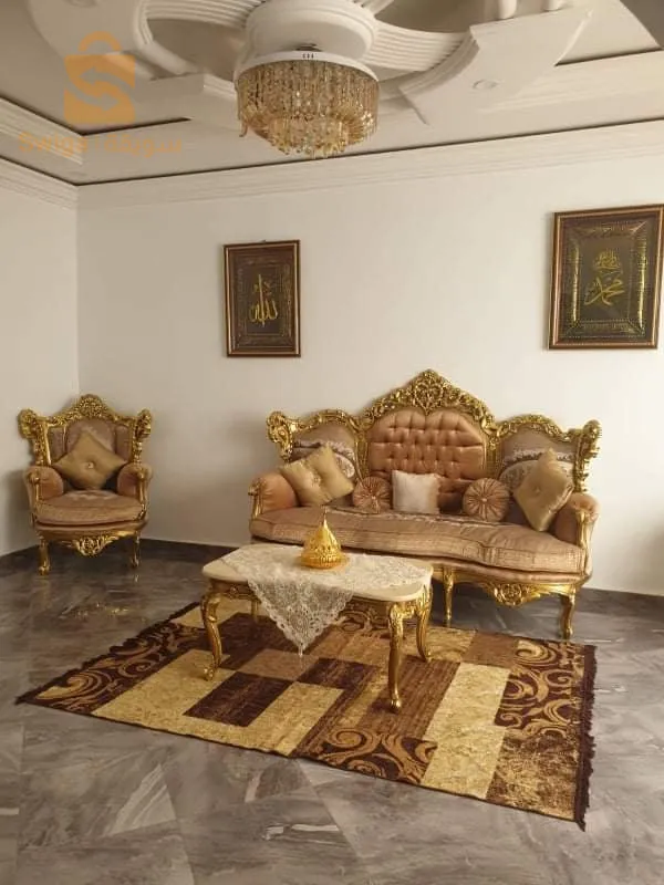 سلام عليكم ورحمة الله وبركاته عندي فيلا للبيع في البليدة مبين باب خويخة وباب زاوية فيها 156 م مخدومة فيها باش دو سطح فيها 5 غرف ليشوديار  2 مراحض الخ...
