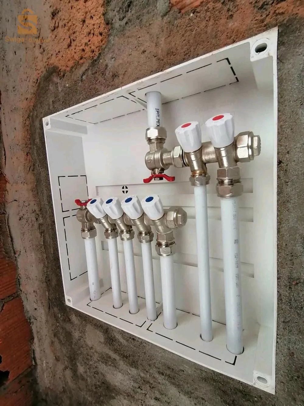 Plomberie général chauffage central et gaz a votre disposition pour nous contacter appelé à se numer
0798431913