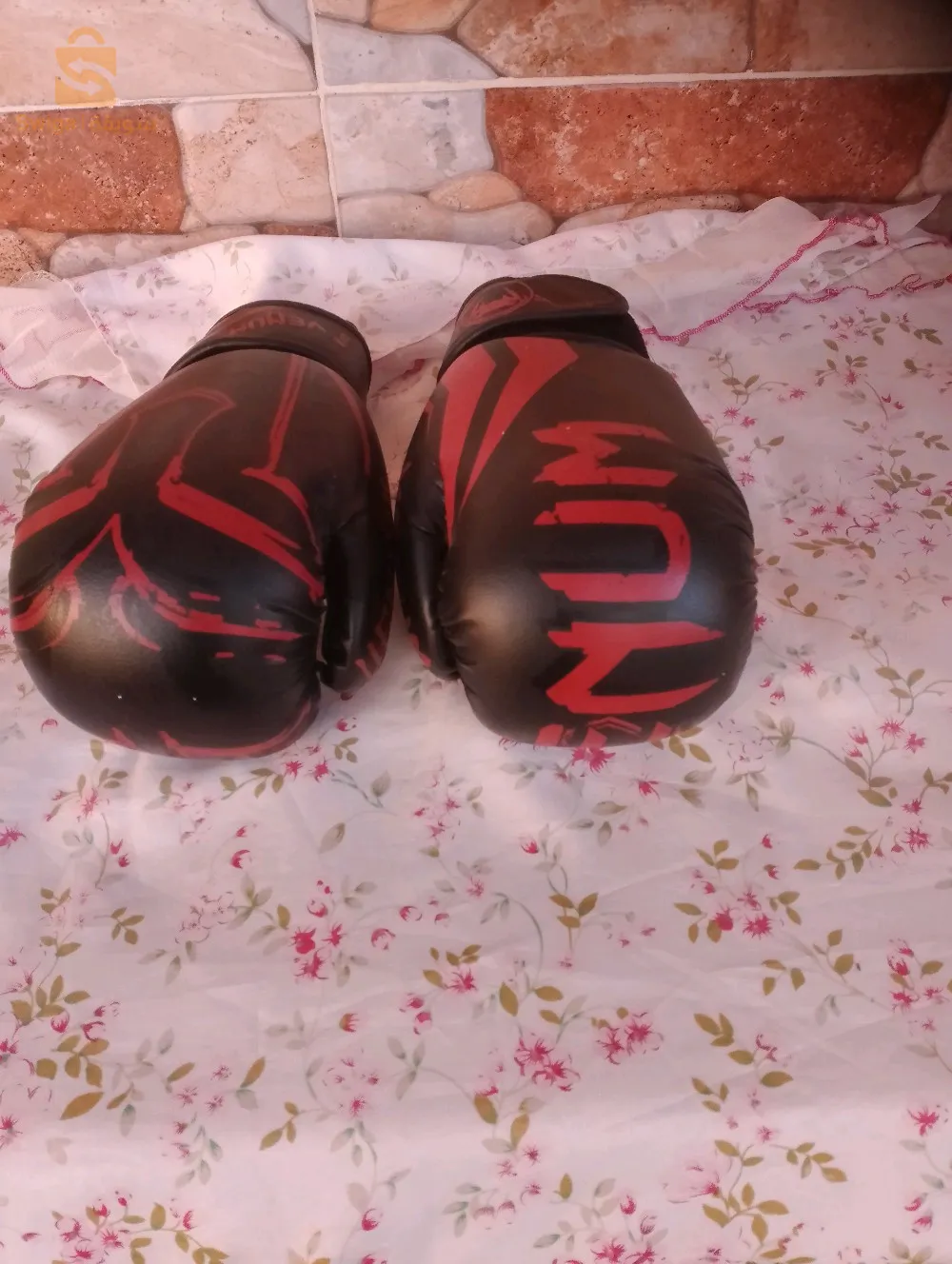 gants de boxe 8-OZ venom