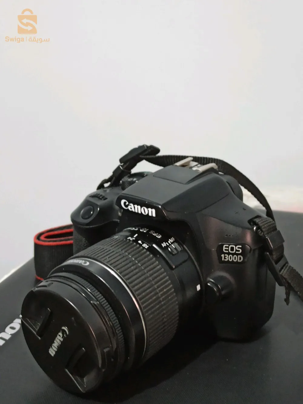 camera  Canon d1300