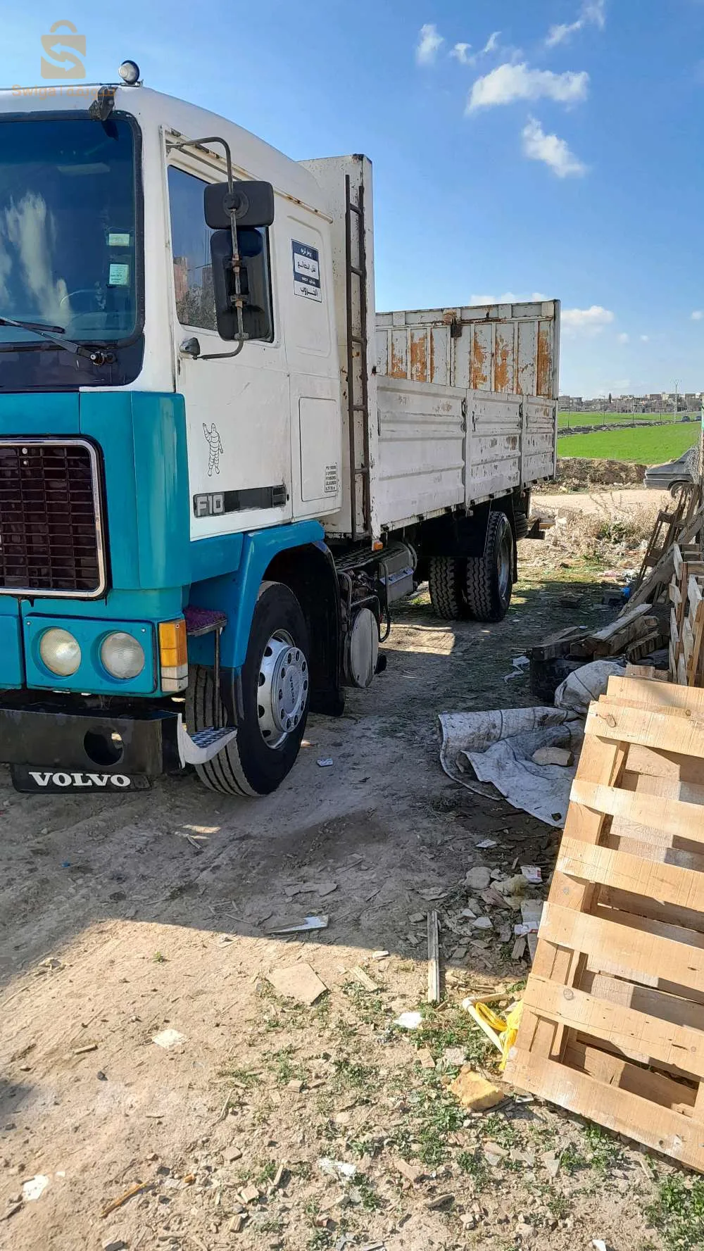 شاحنة  للكراء