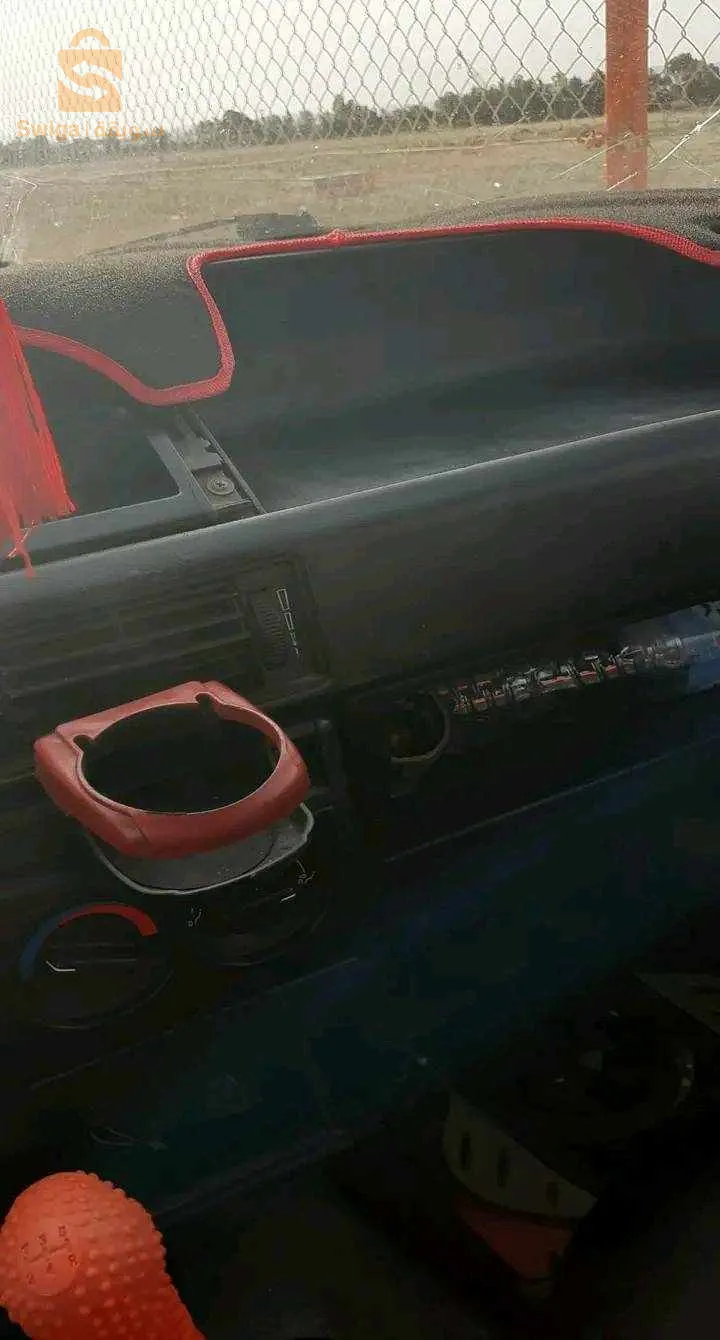 للبيع
