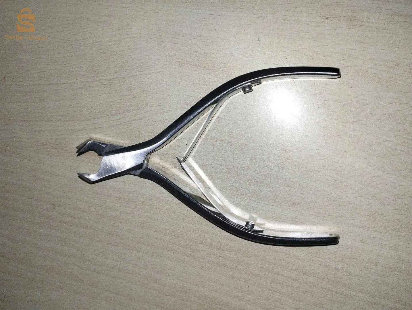 مستلزمات متخصصة للعناية بالاظافر