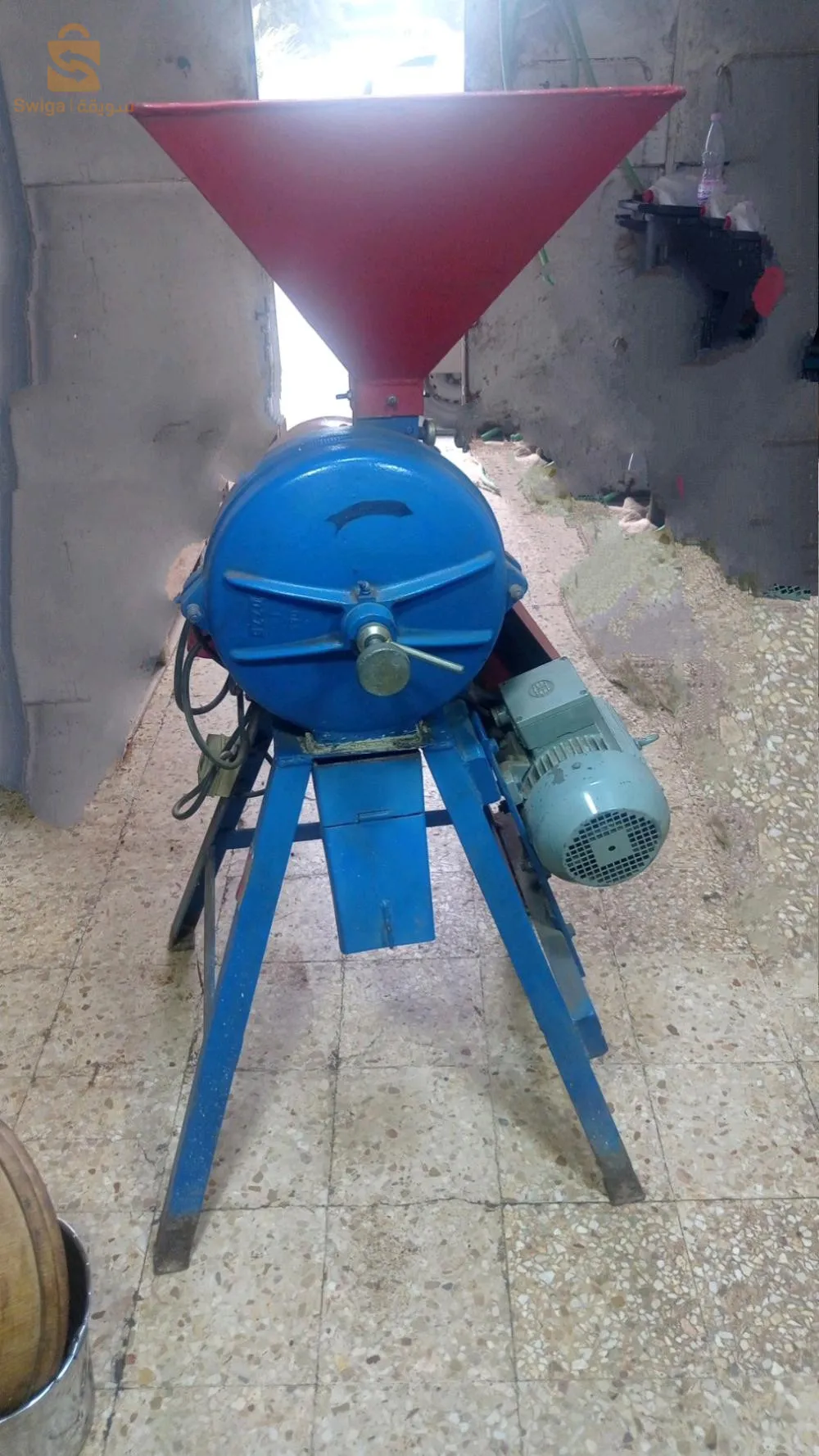 آلة طحن القهوة و جميع انواع الحبوب