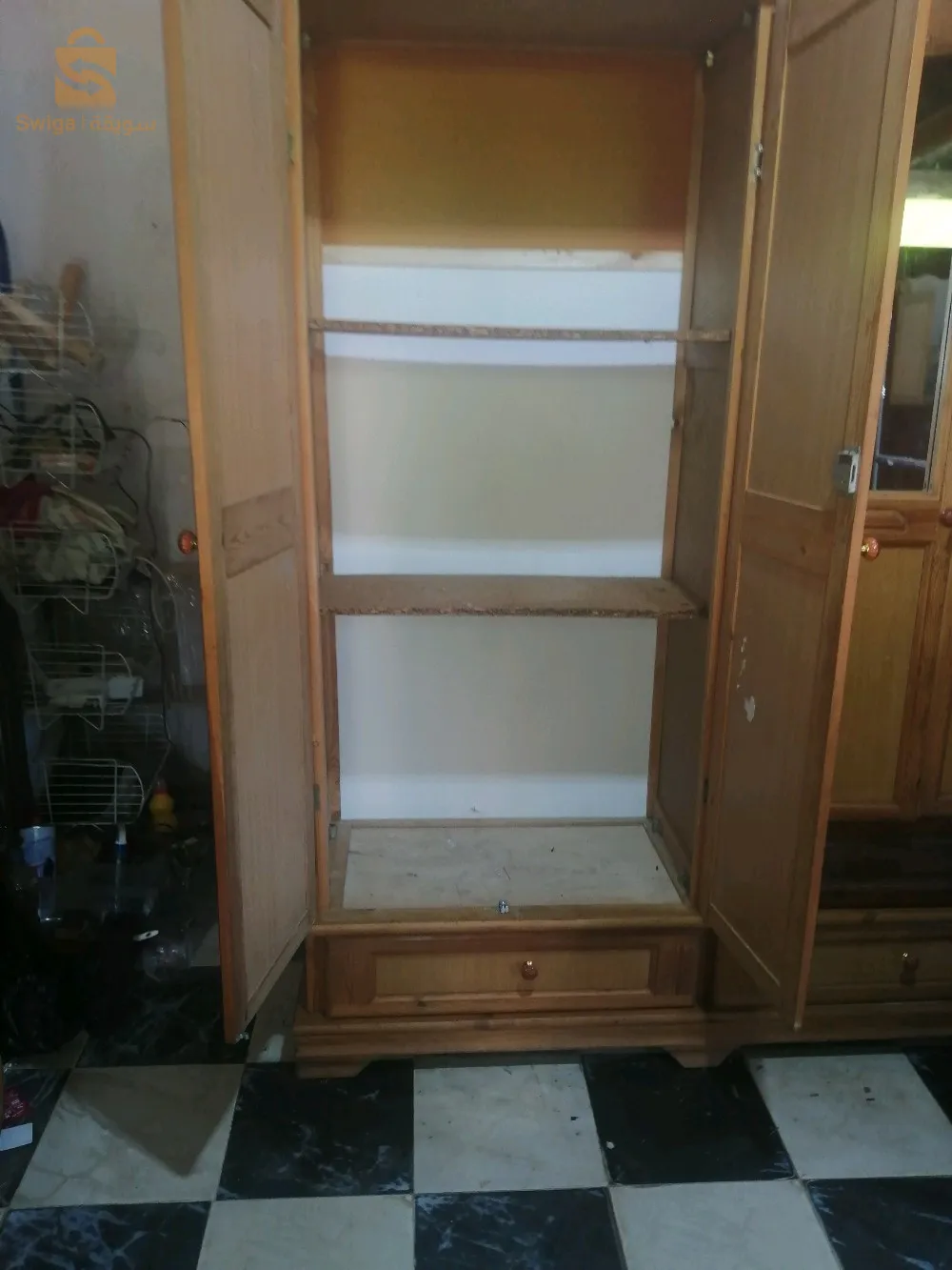 خزنة مستعمل في حل جيدة السعار مليون أو 500الف 0797/01/07/04