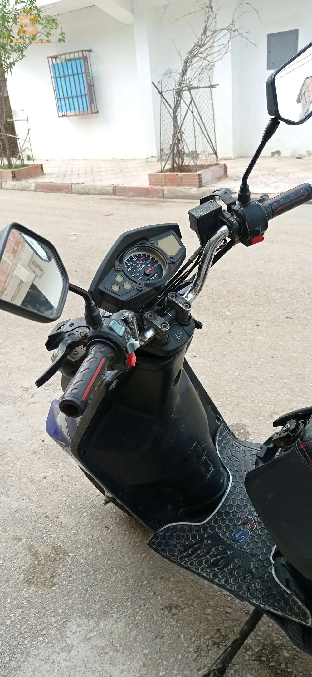 بيع دراجة نارية من نوع جيفاتي