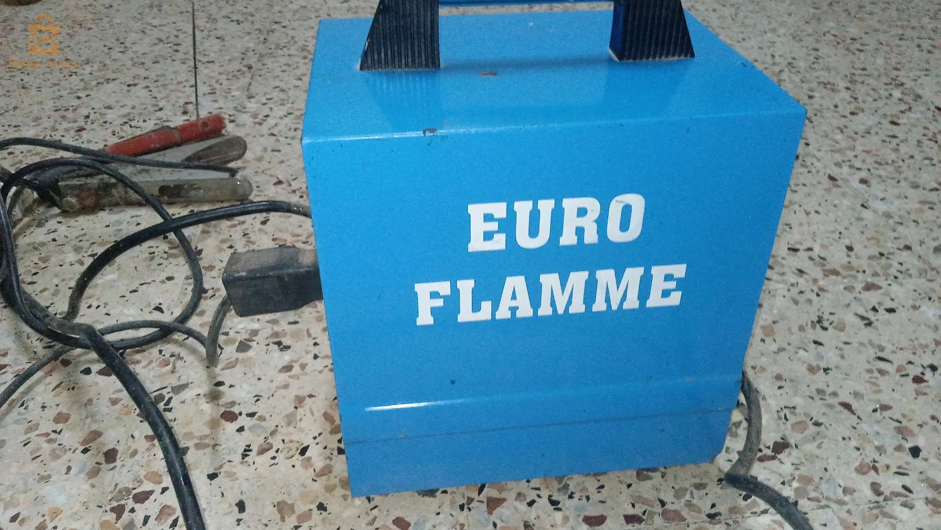 اداة لحام الحديد