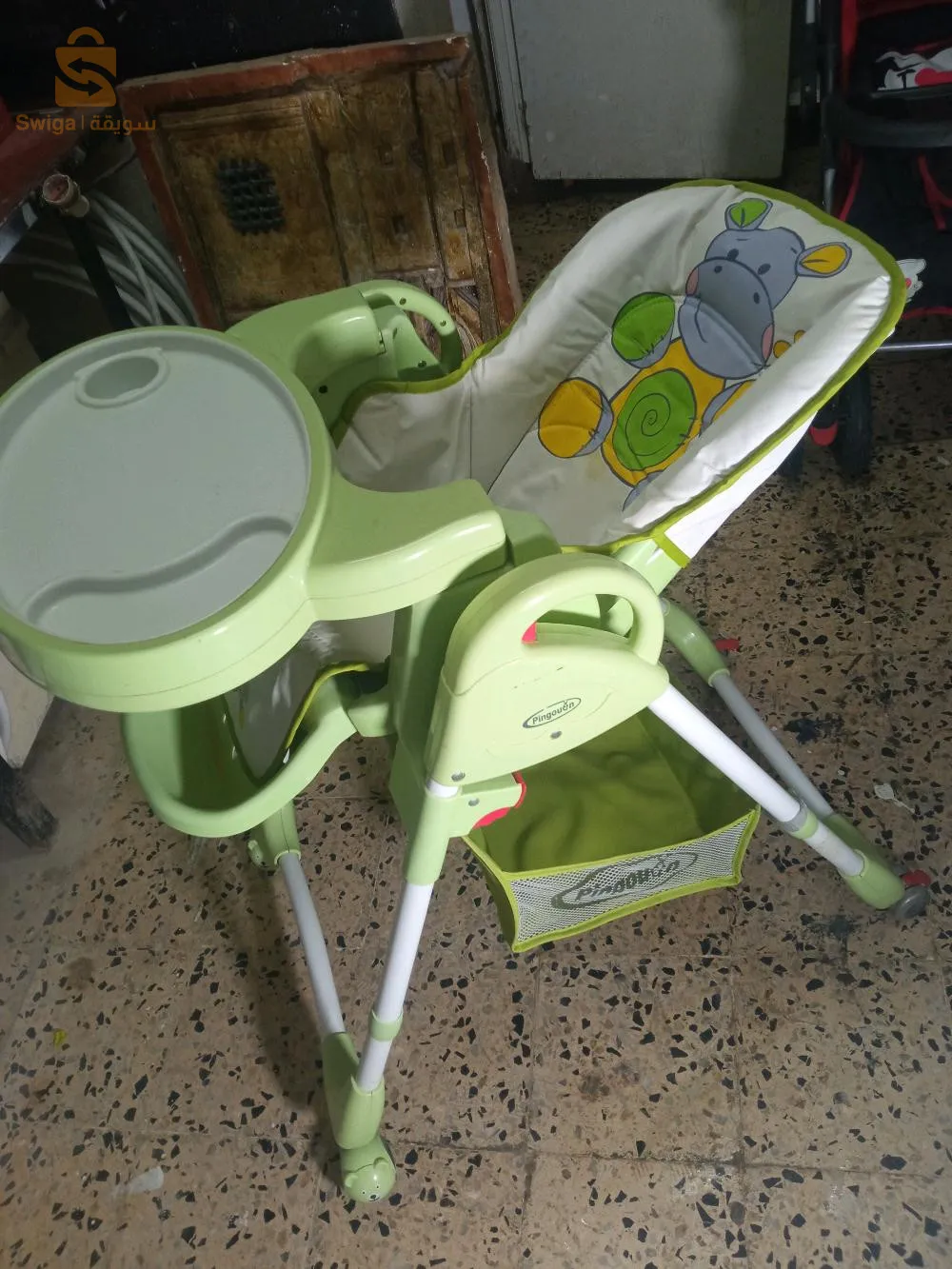 table à manger pour bébé