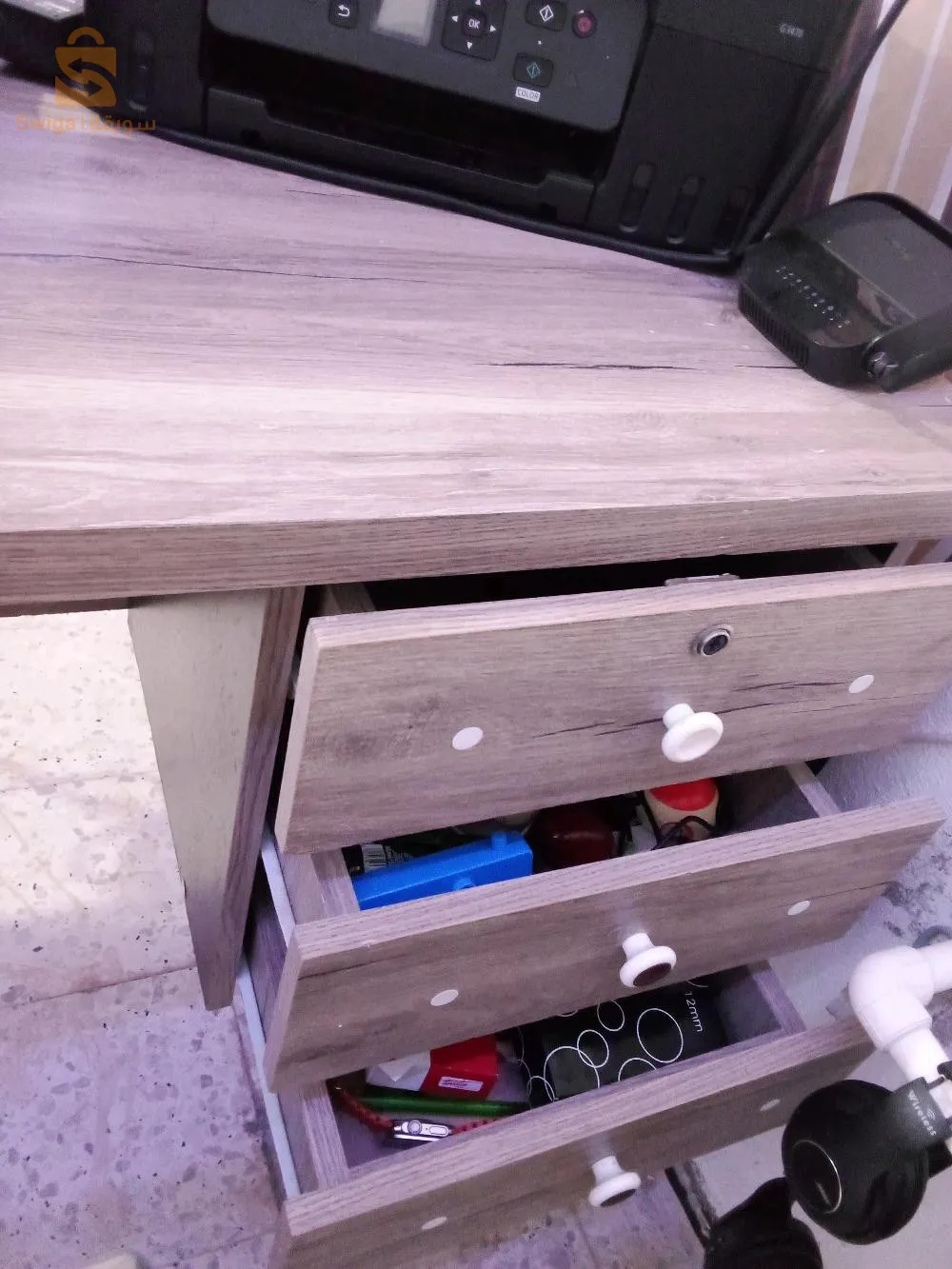 بلاي  ps4 و 2 منات دوريجين إيكس بوكس 360و 3 مناط و تلفاز سومسونق حجم 43 وتلفاز إكسترام حجم 42 و لعبة الكينق فيها 100 لعبة وبيار 70 حجم إيطاليا و كمبيوتر جديد وطابعة نوع كانون و مكتب وكاس وطابعة نوع كانون كل هذا ب 35 مليون وأبدا أخدم من نهارك