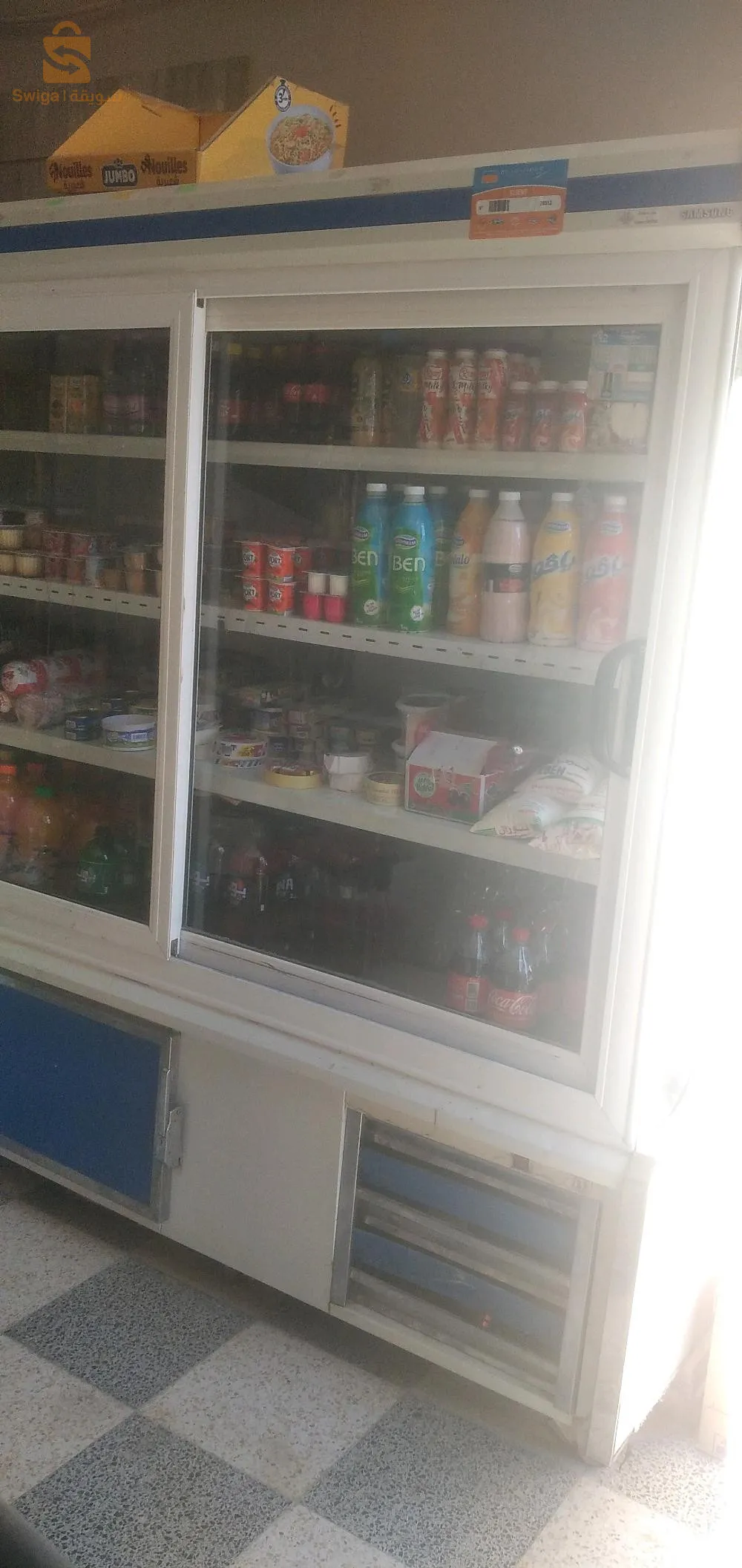 ثلاجة محل من نوع سامسونغ