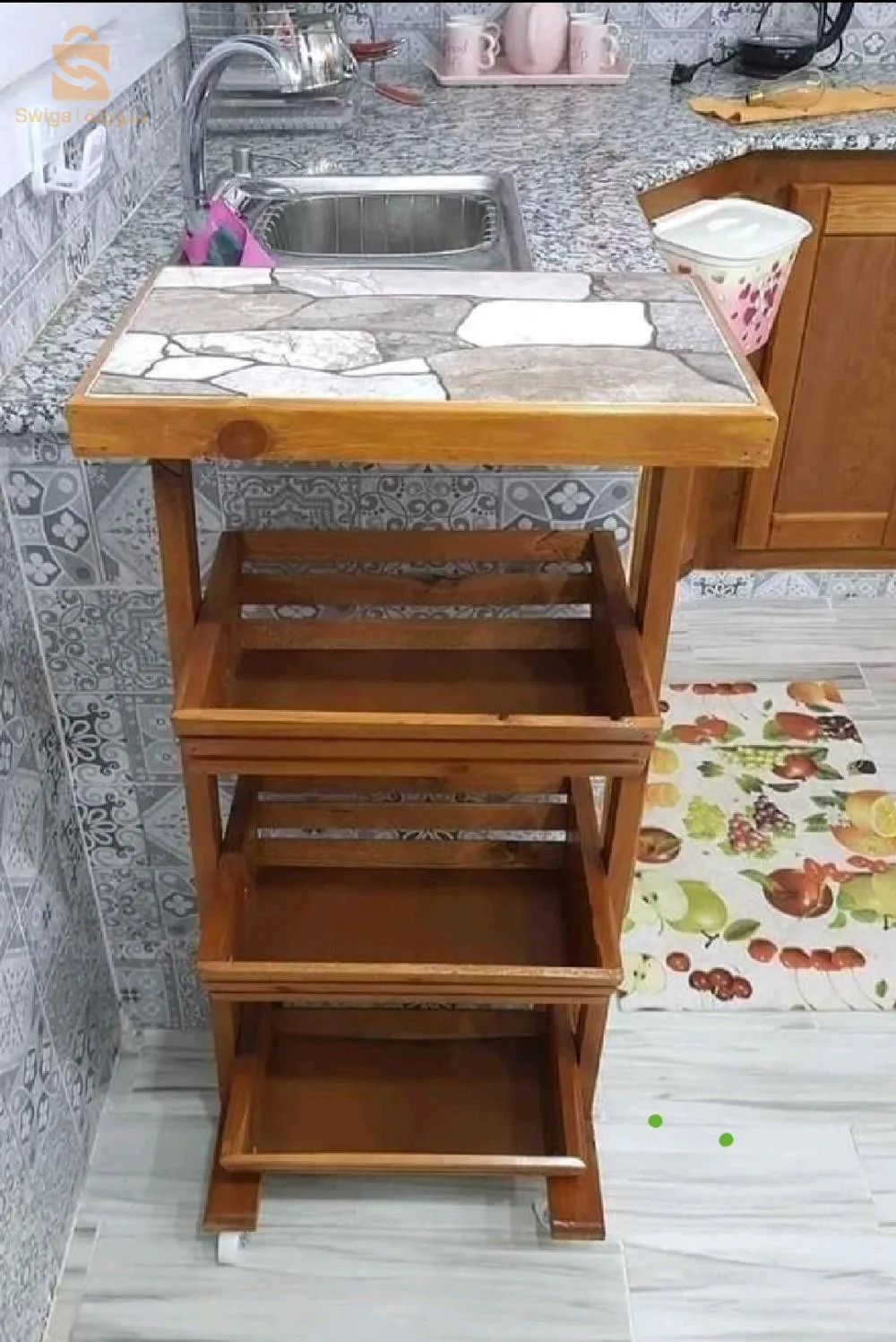 سلة خضر خشبية 3 طوابق