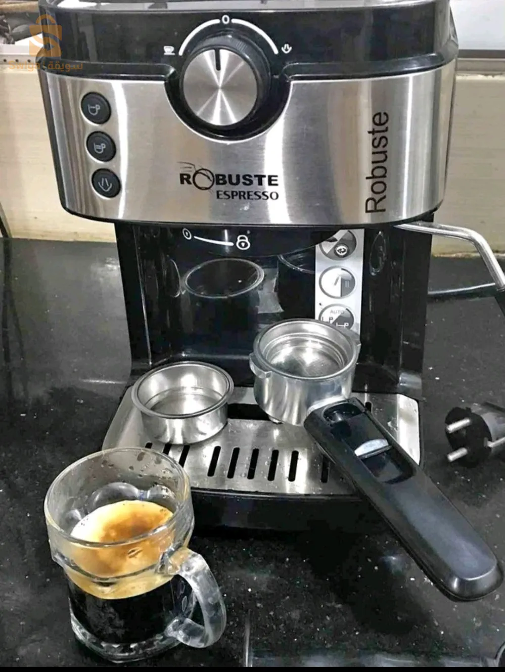 Machine à café avec bras  CM15 ROBUSTE