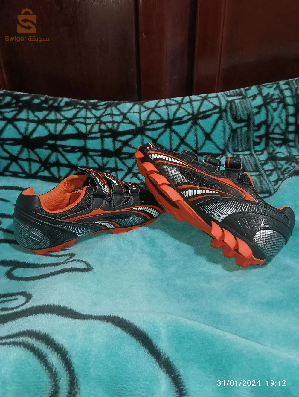 حداء رياضي للدراجة الهوائية