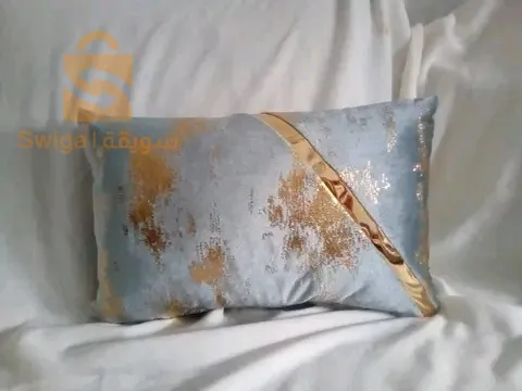 مخدة صغيرة